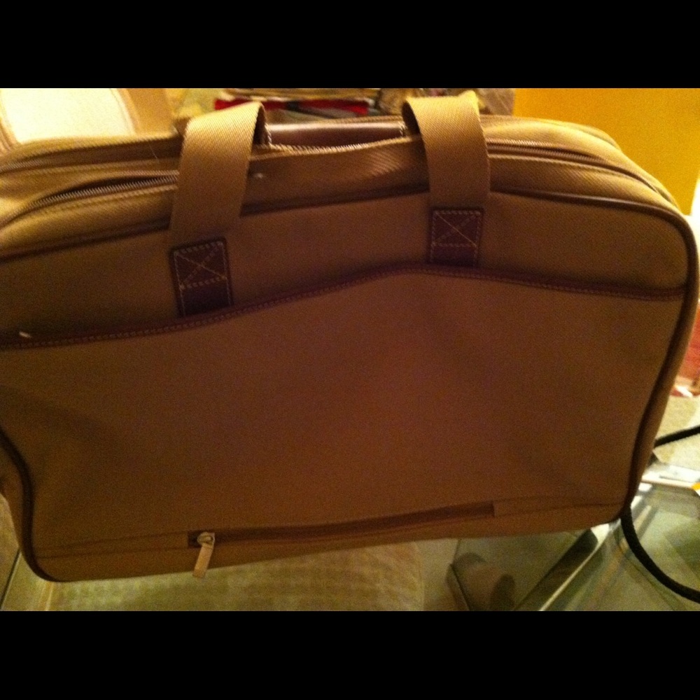 Hartman Suitcase